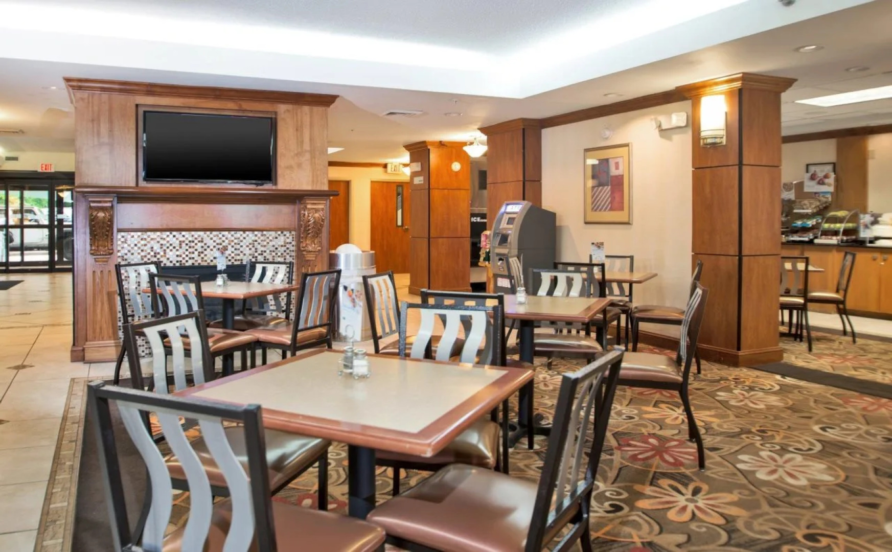 Four Points by Sheraton Fayetteville Fort Bragg