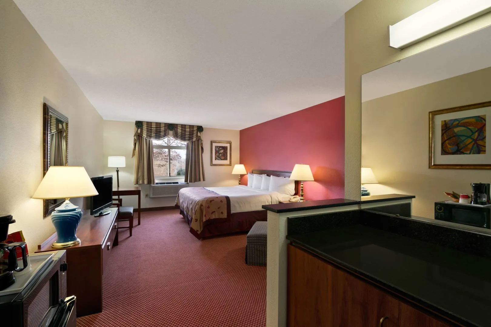 Econo Lodge Whitehall near Michigan's Adventure