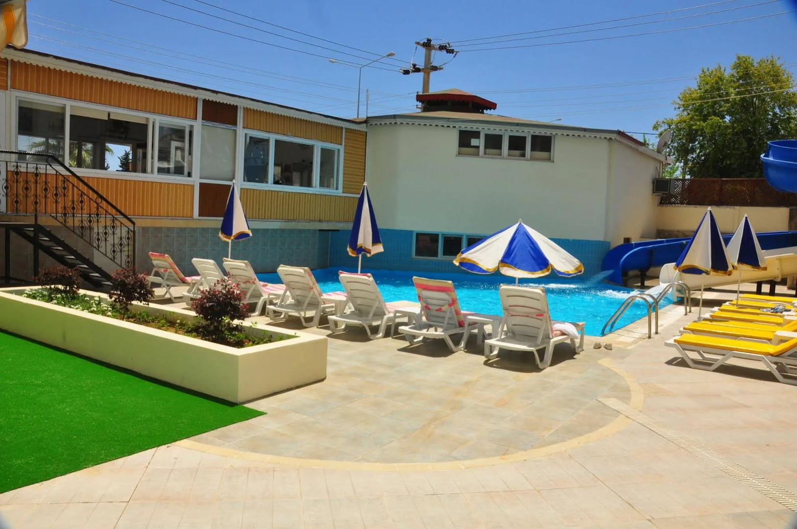 Cinar Family Suite Hotel