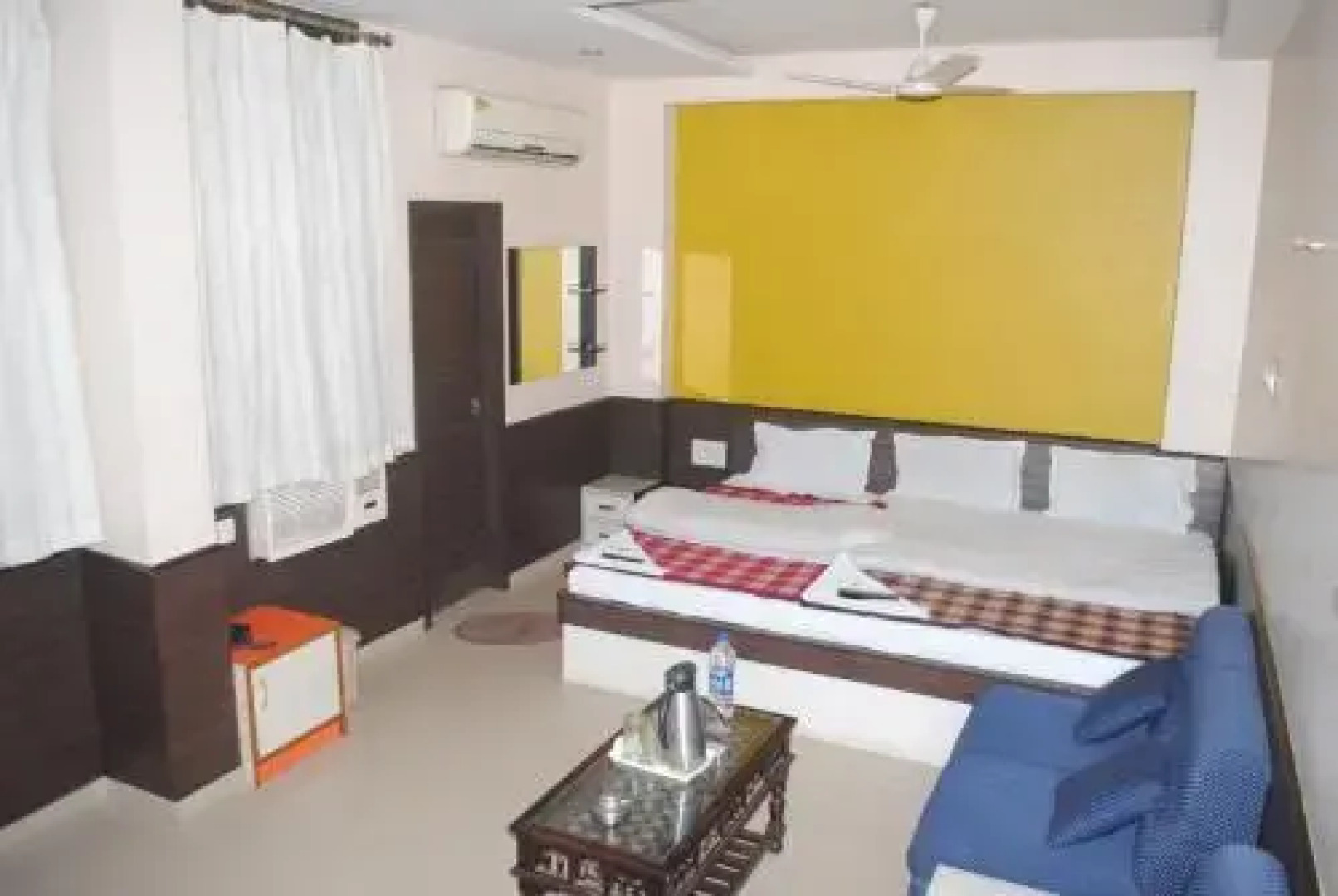 Hotel Vinayak Palace