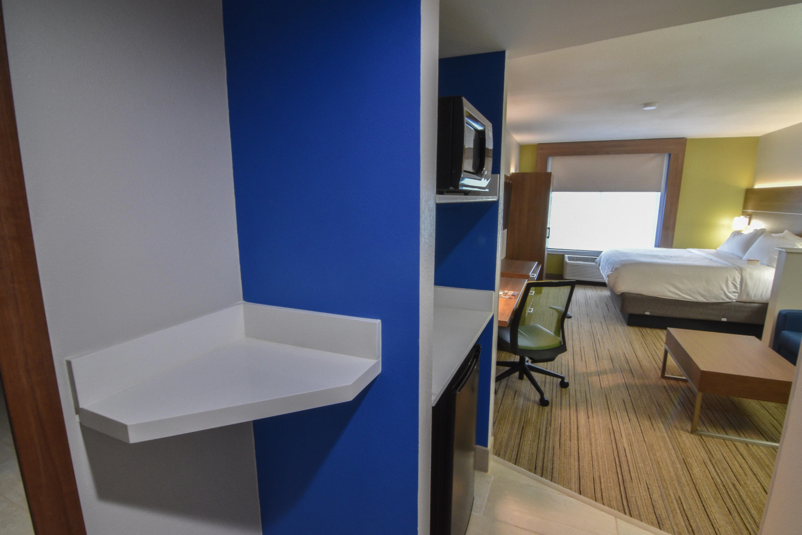 Holiday Inn Express & Suites Indianapolis Northwest by IHG