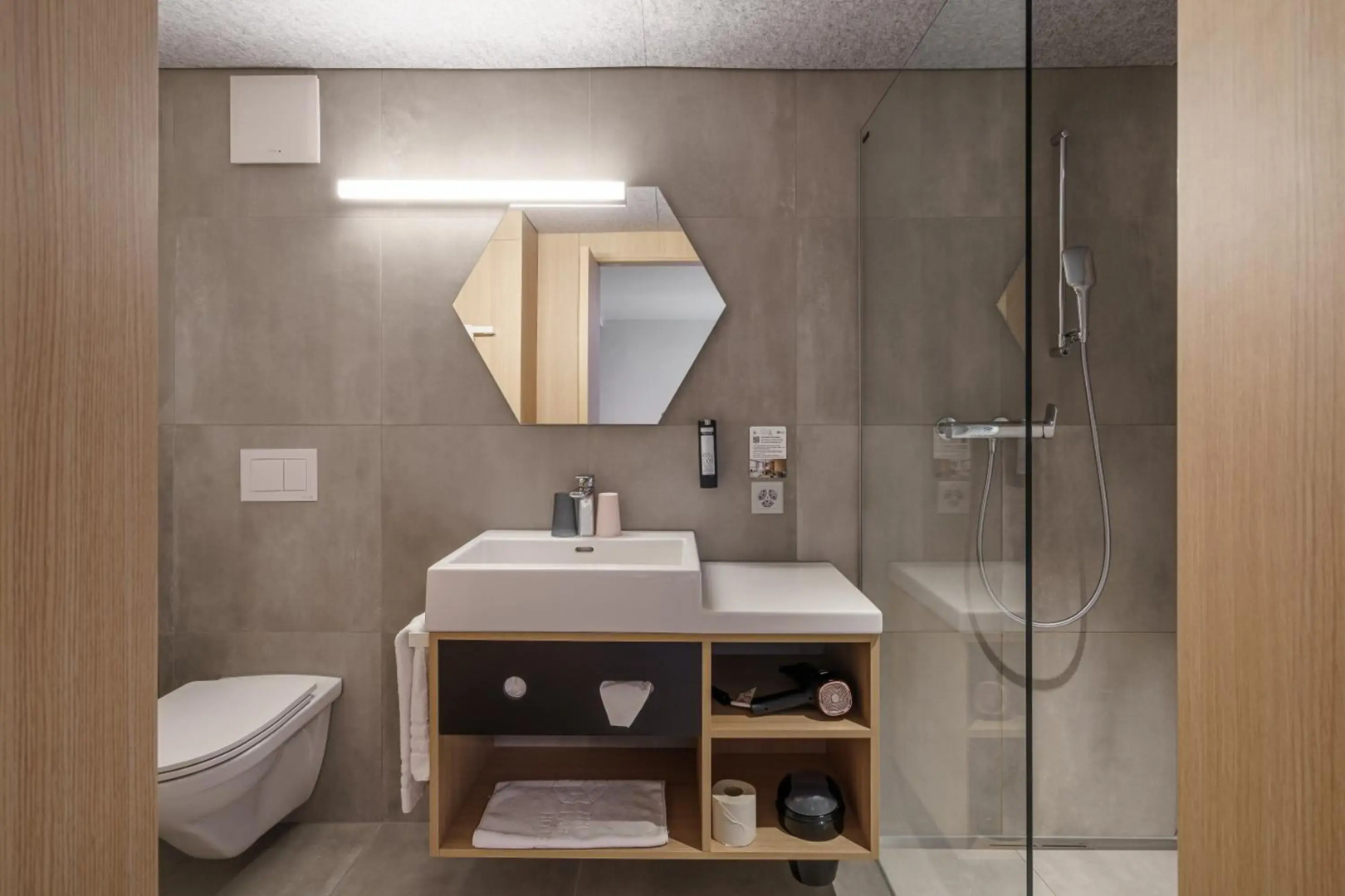 The Lab Hotel & Apartments