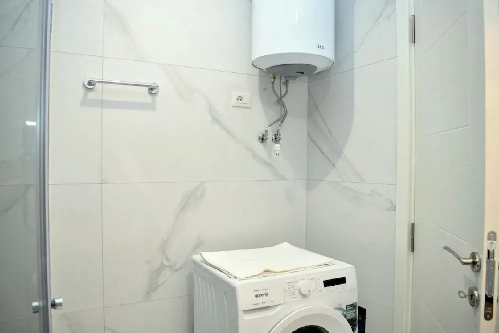 White Moon Apartment 301