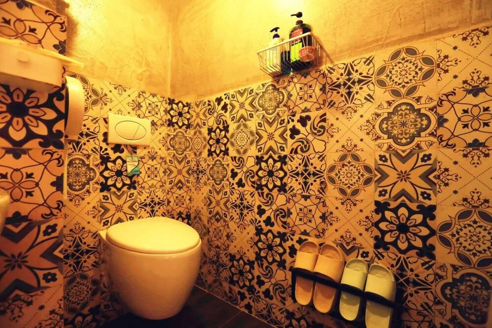 Maan Coco Travelling With Inn No.1