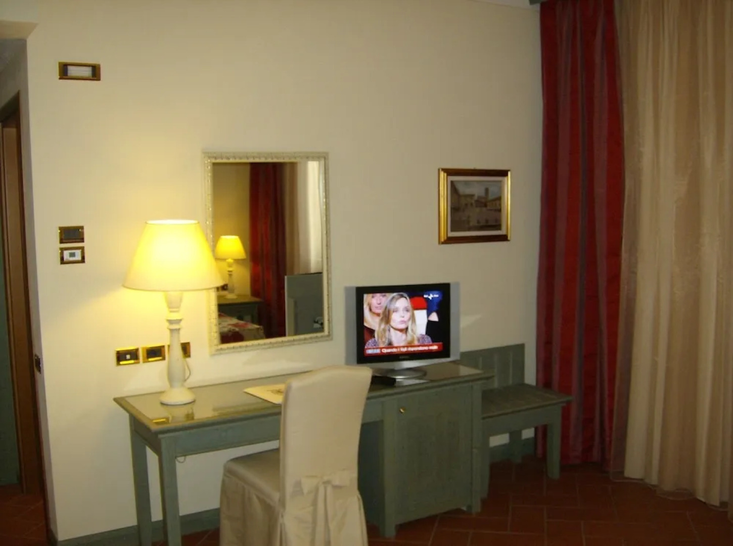Bes Hotel La Muratella