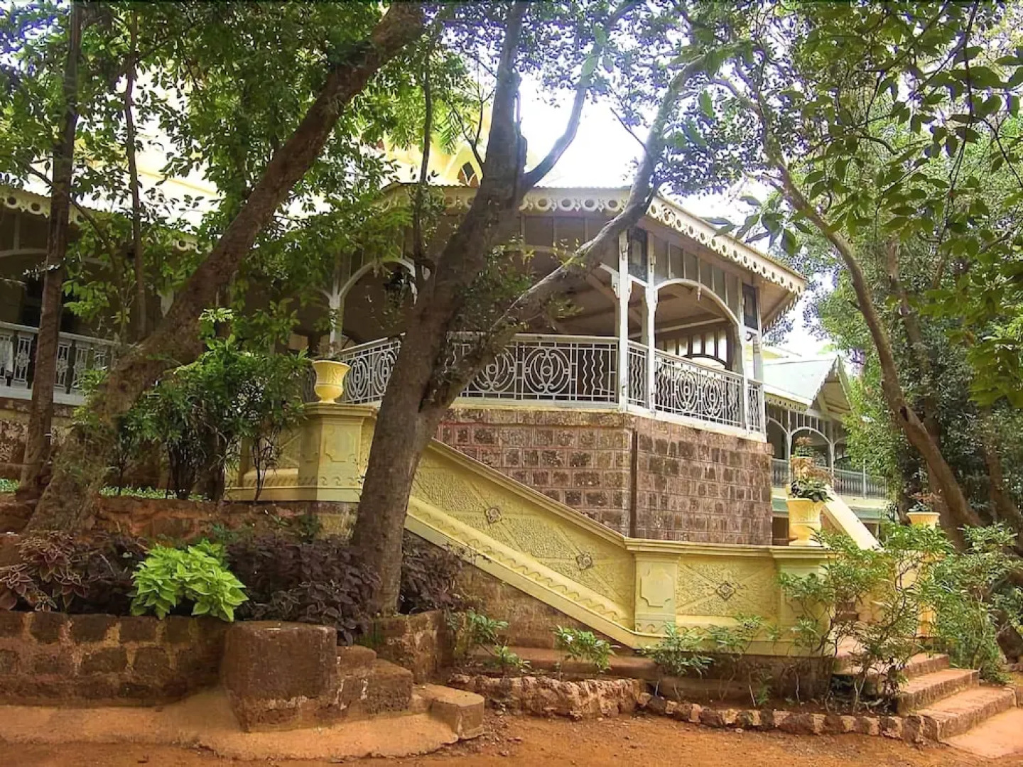 Dune Barr House - Verandah in the Forest