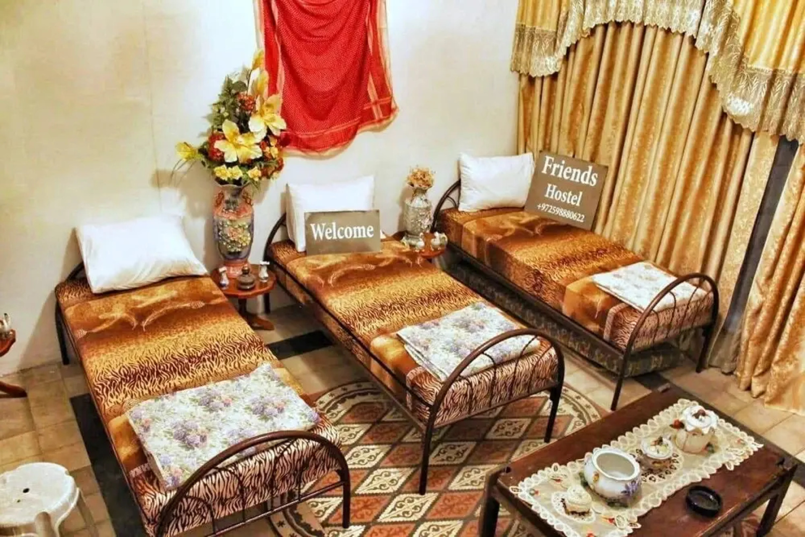 Friends Hostel.Area B