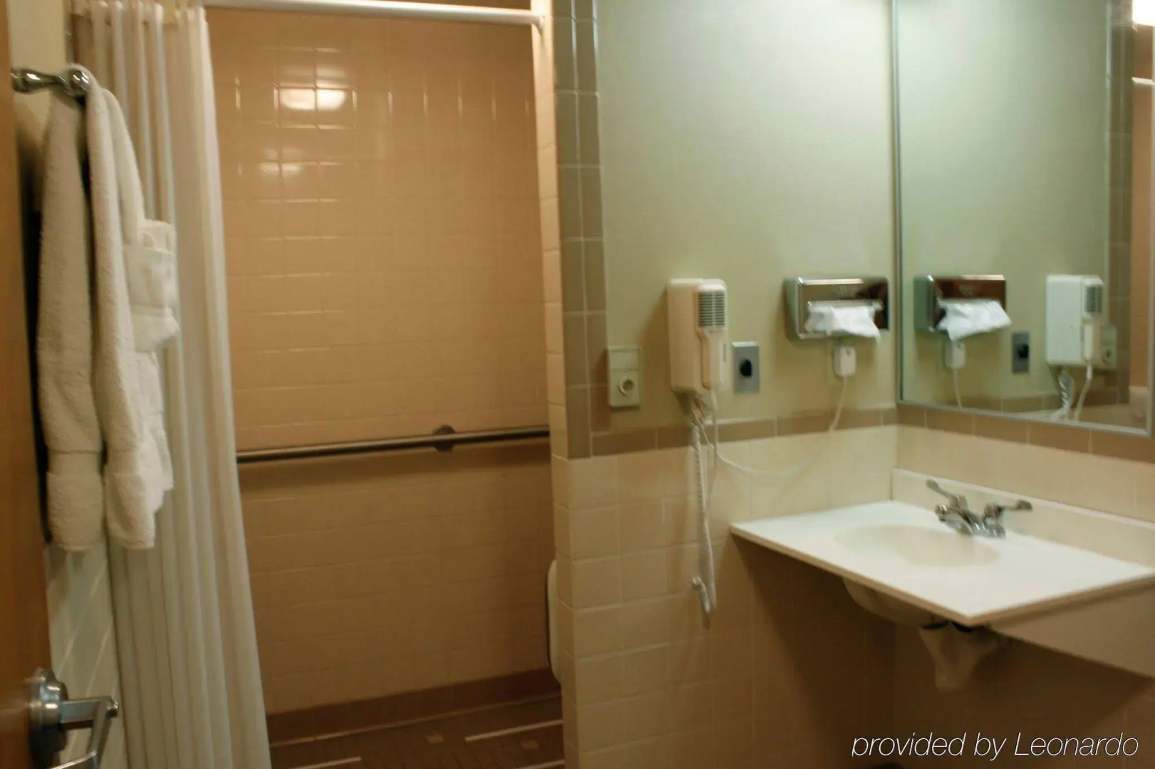 Red Roof Inn & Suites Herkimer