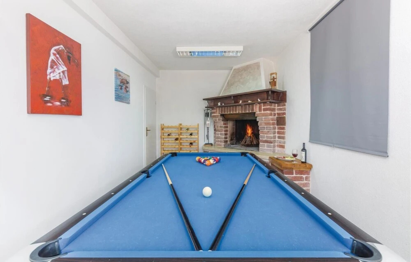 Amazing Home in Labin with WiFi, 7 Bedrooms & Hot Tub