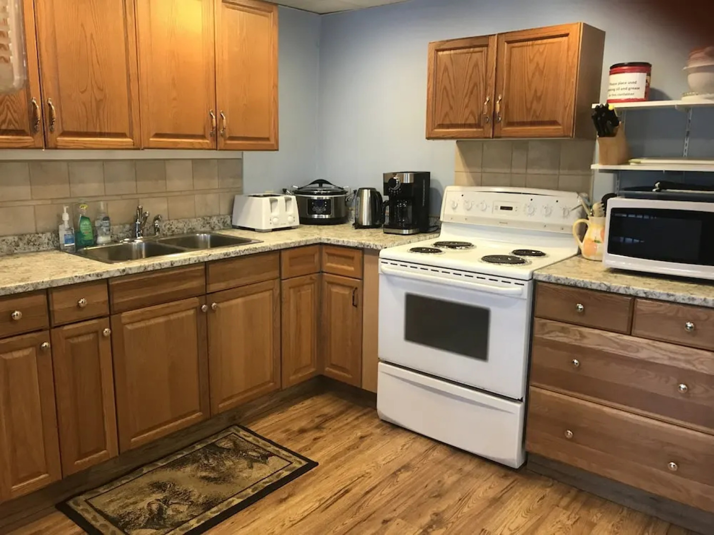 Longmuir's Hidden Cove Cottage Resort