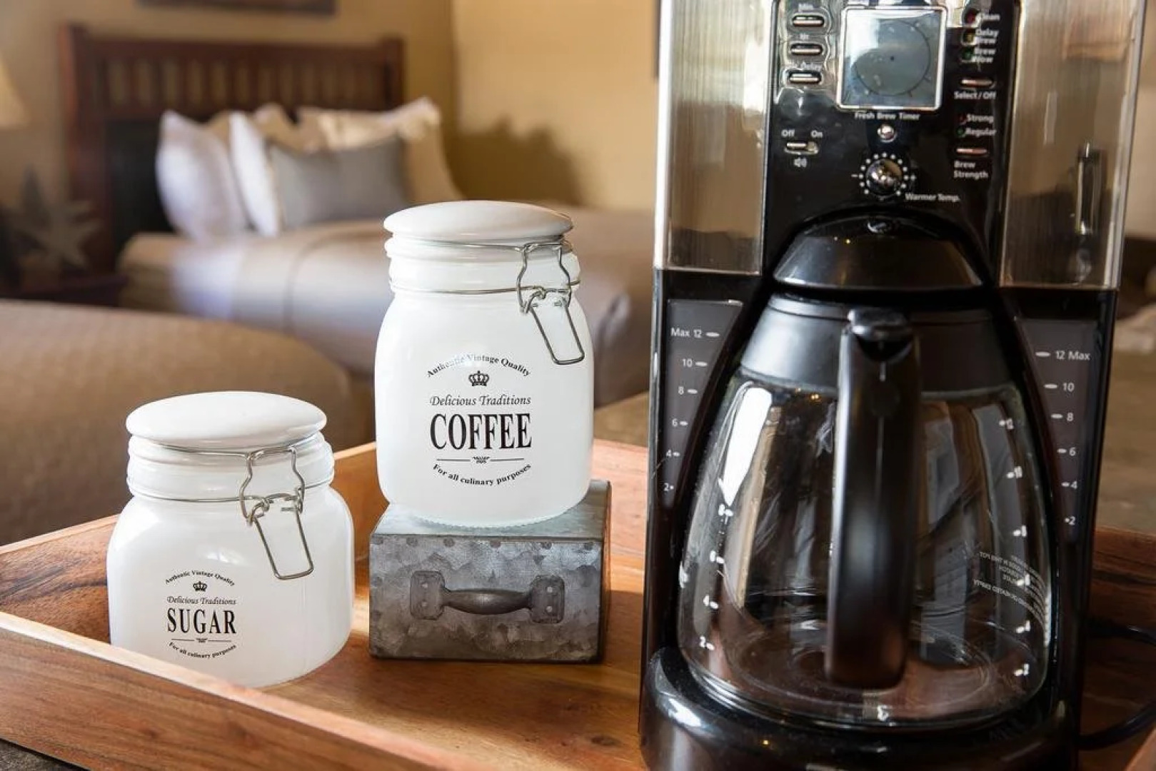 Primrose Inn & Suites