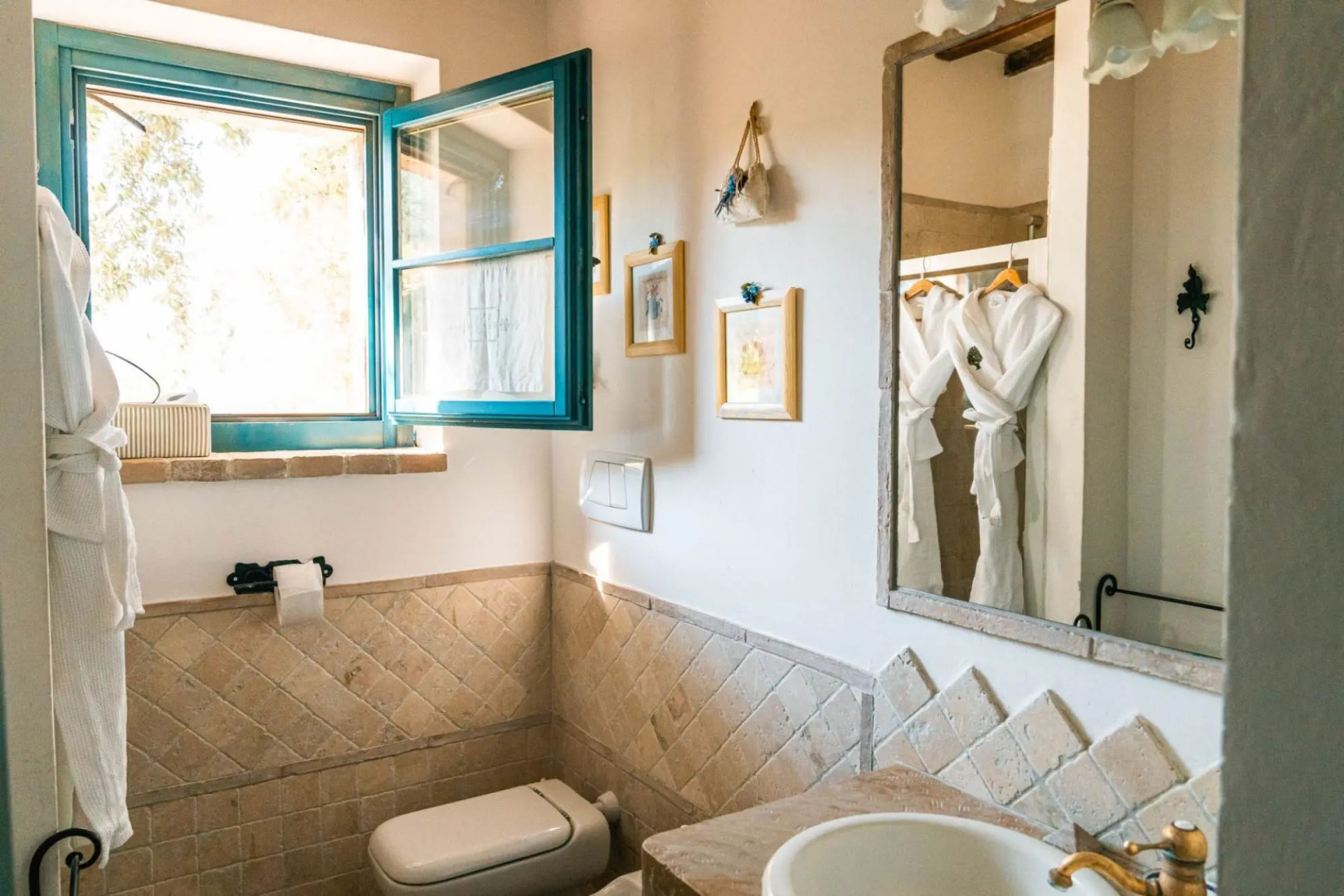 Villa for 4 Guests Private Pool Access to the Wellness Center of the Estate-noce