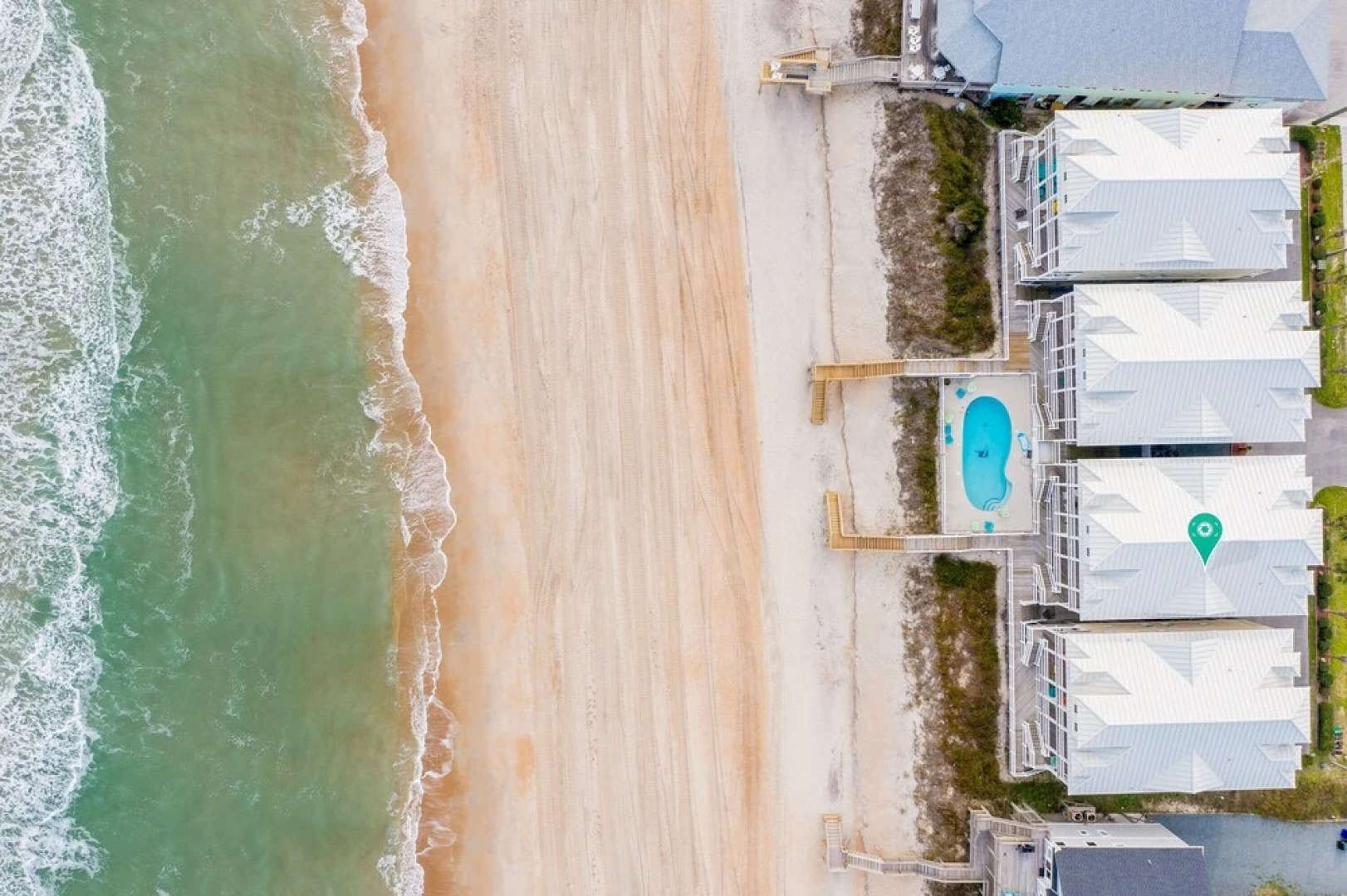 New Listing! Oceanfront Oasis W/ Sparkling Pool 5 Bedroom Townhouse