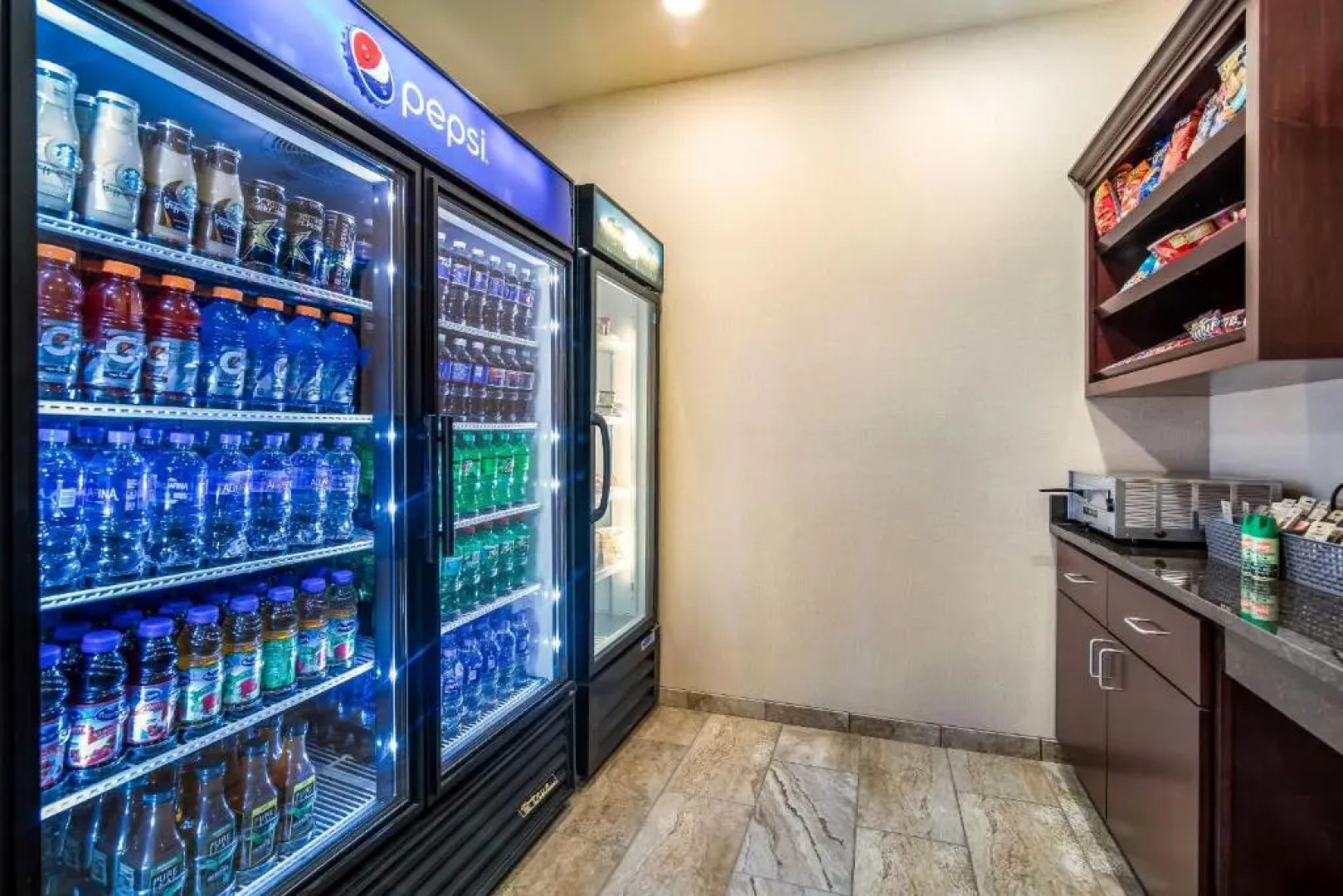 Cobblestone Hotel & Suites - Victor