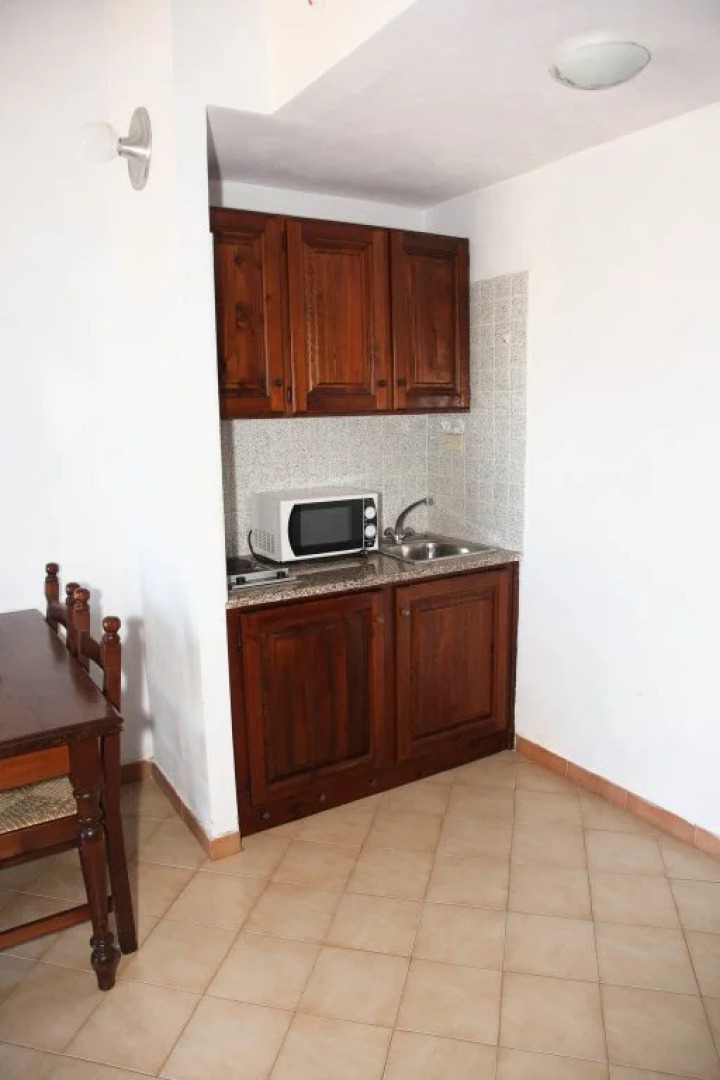 Cosy Holiday Home in Isola Rossa With Garden