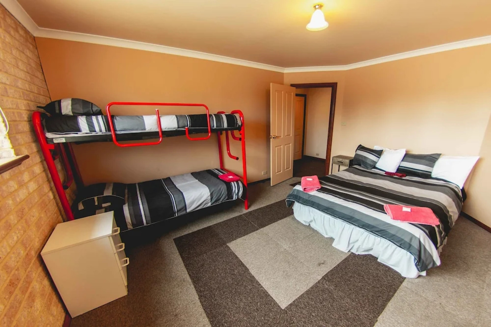 Esperance Foreshore Apartments