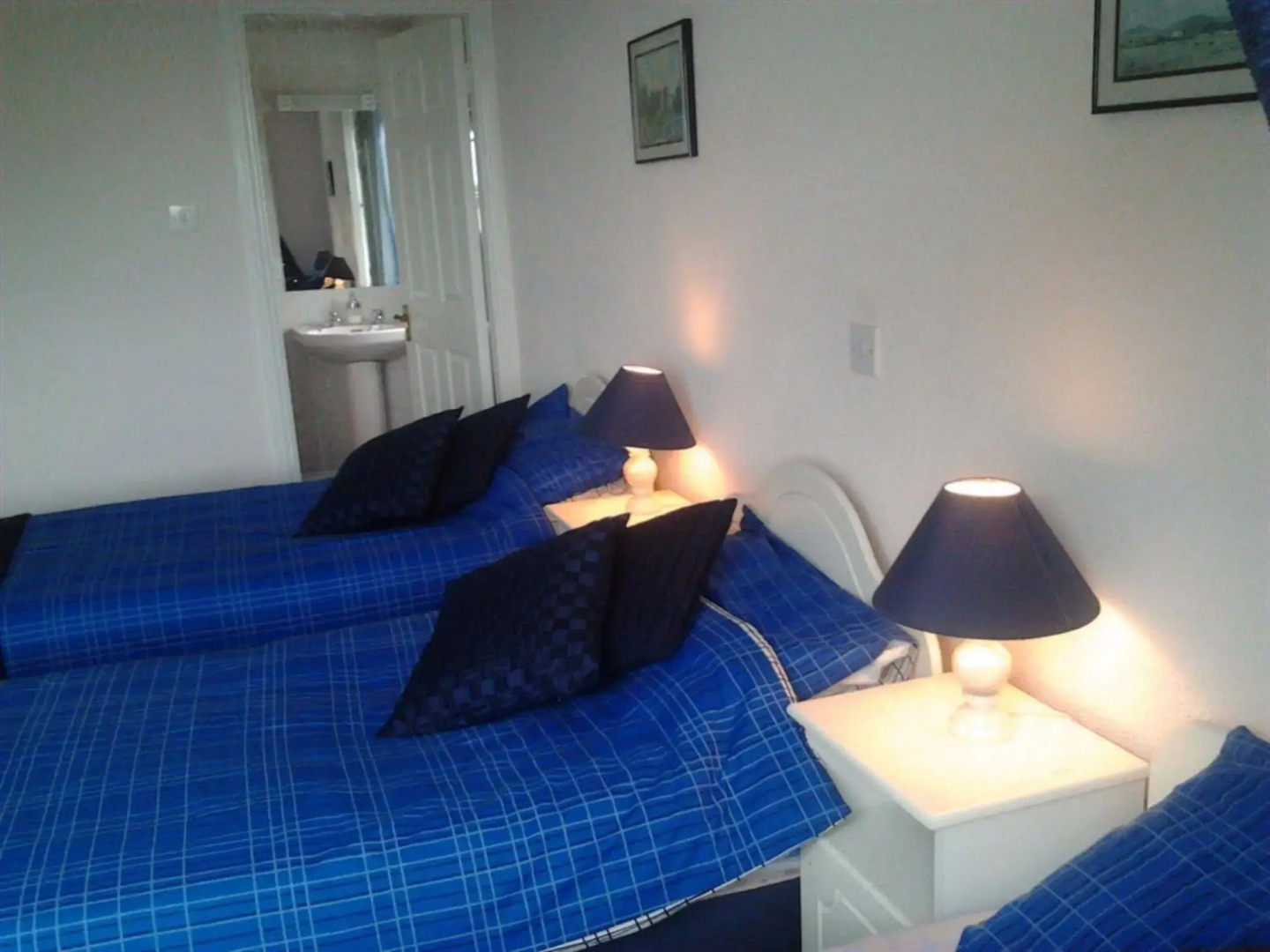 The Waterfront House Country Home