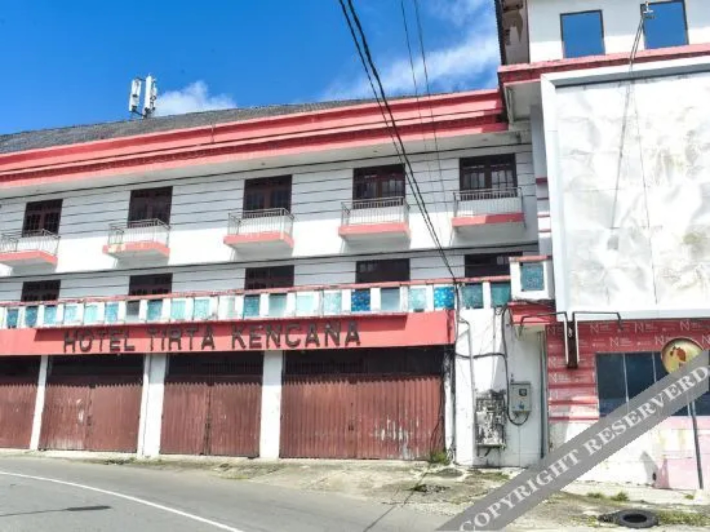 Tirta Kencana Hotel & Cottage