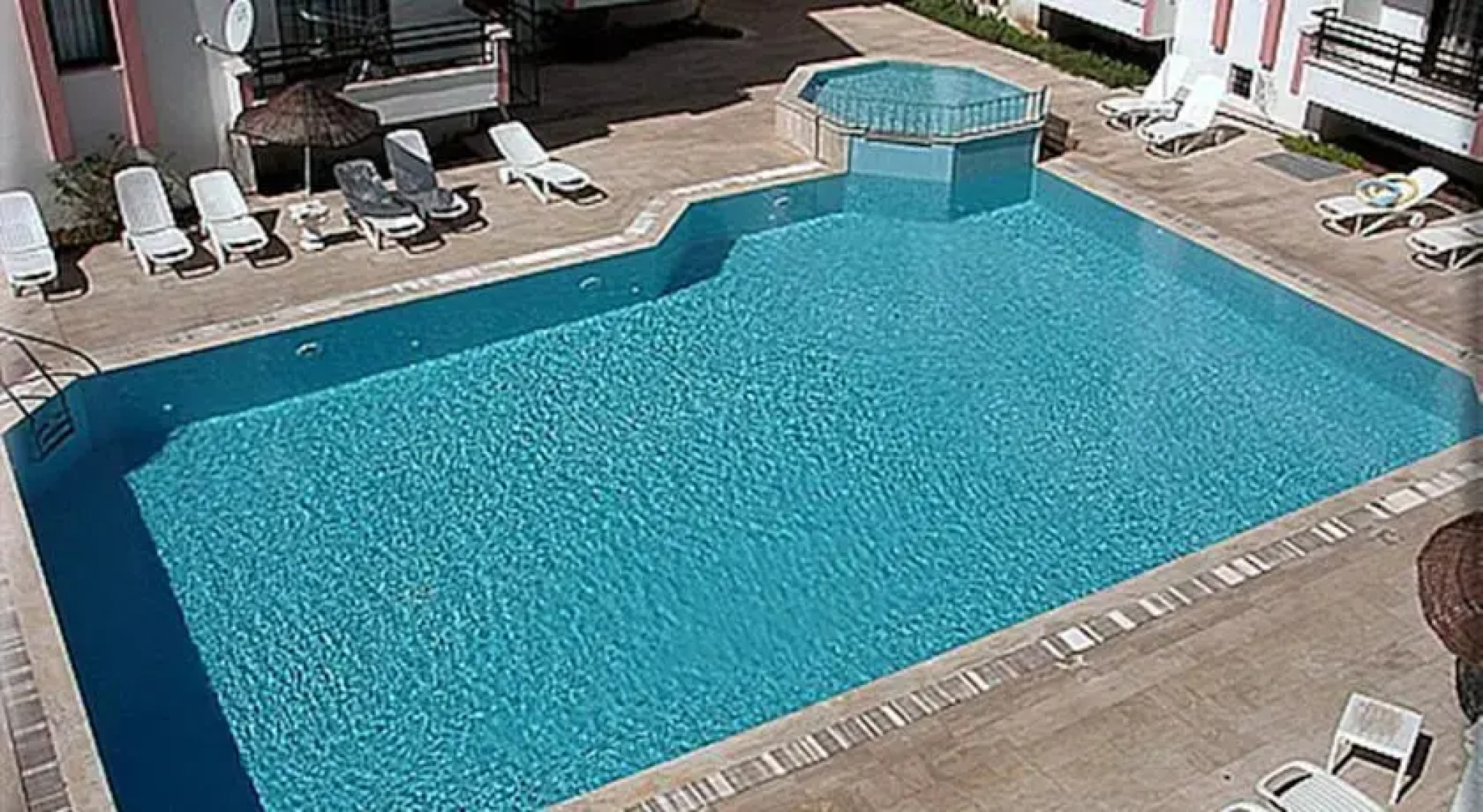 Diplomat 2 Hotel and Apartments