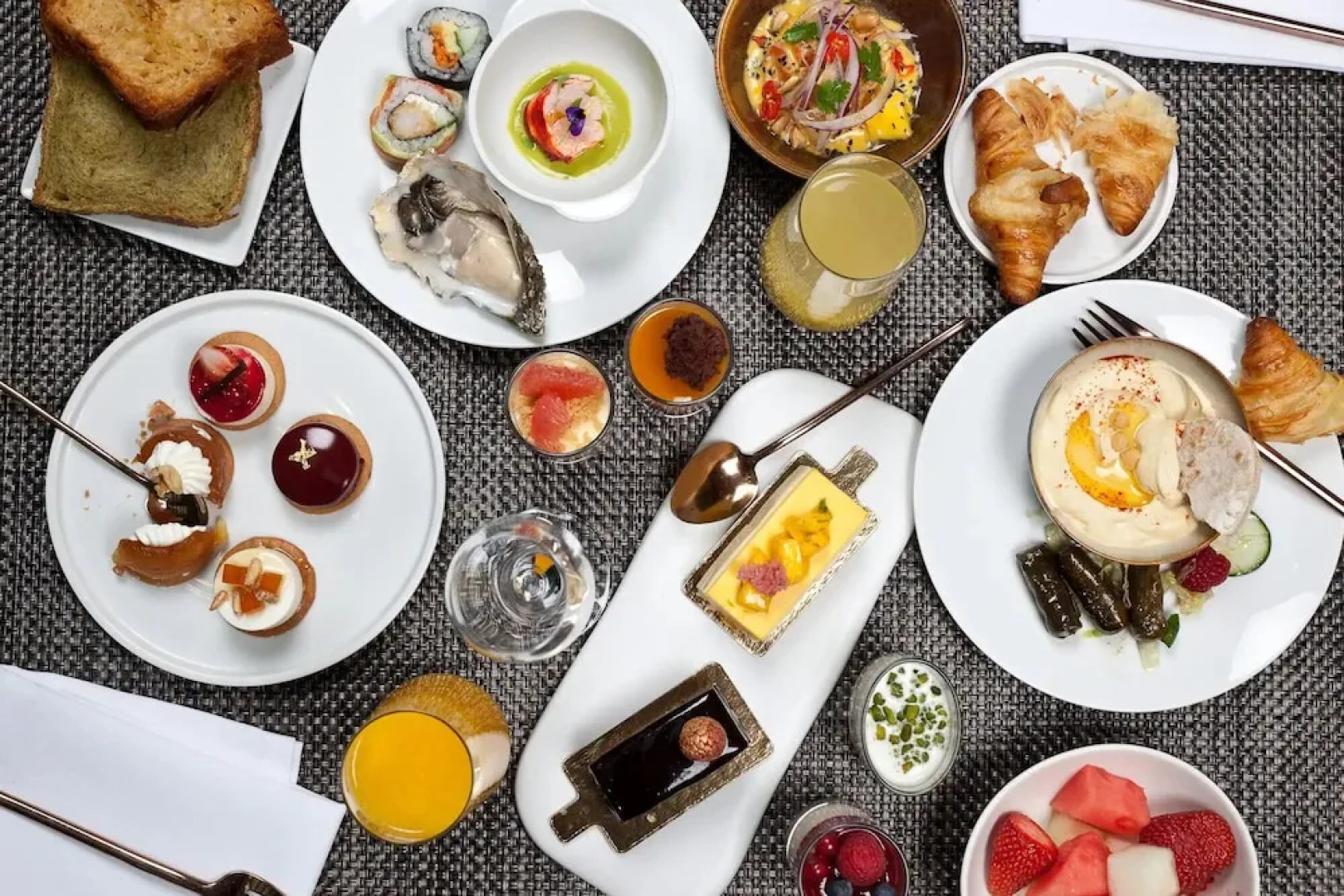 Queen Teuta Palace Resort