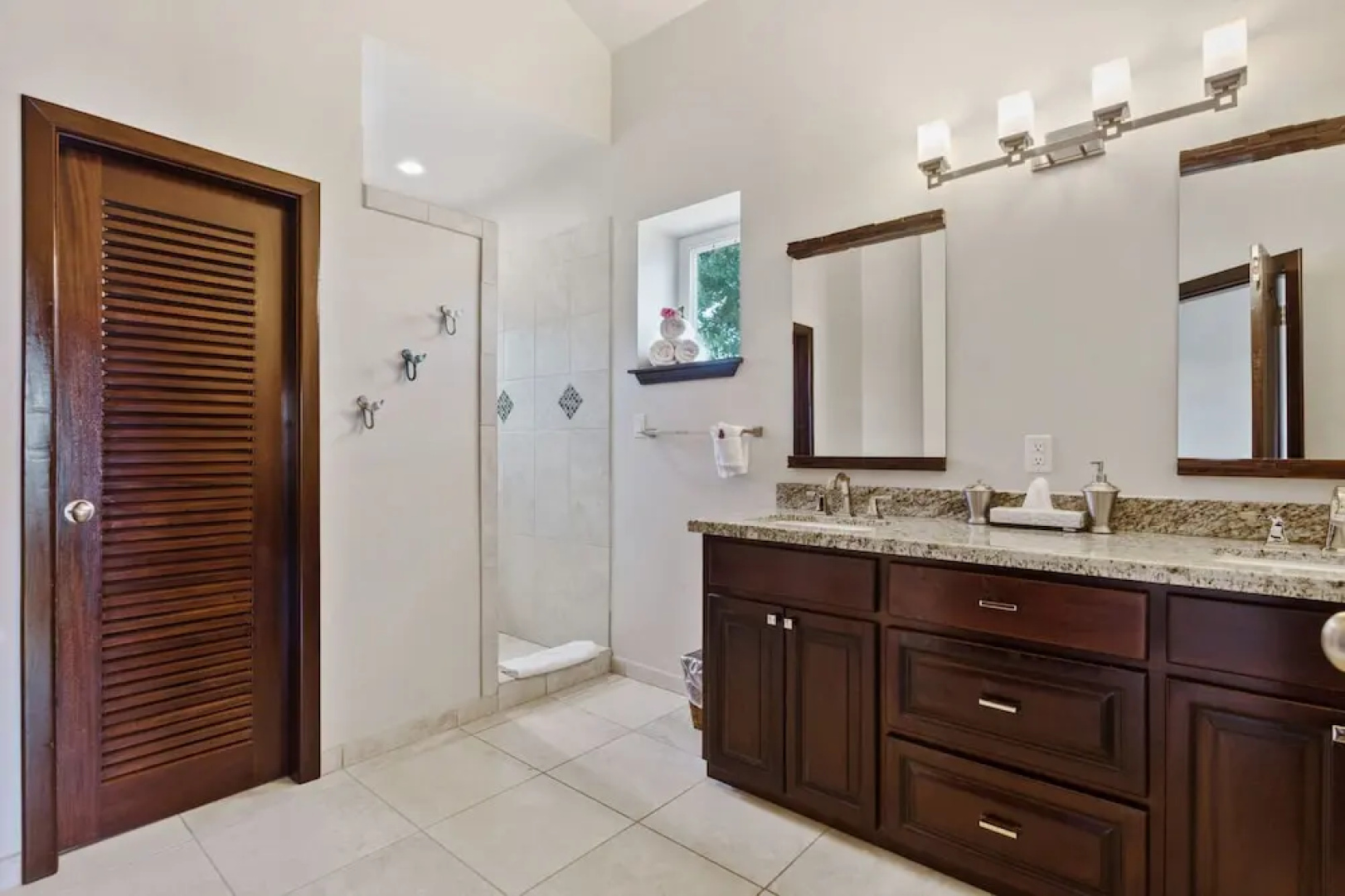 Sirenian Bay Resort - Villas & All Inclusive Bungalows
