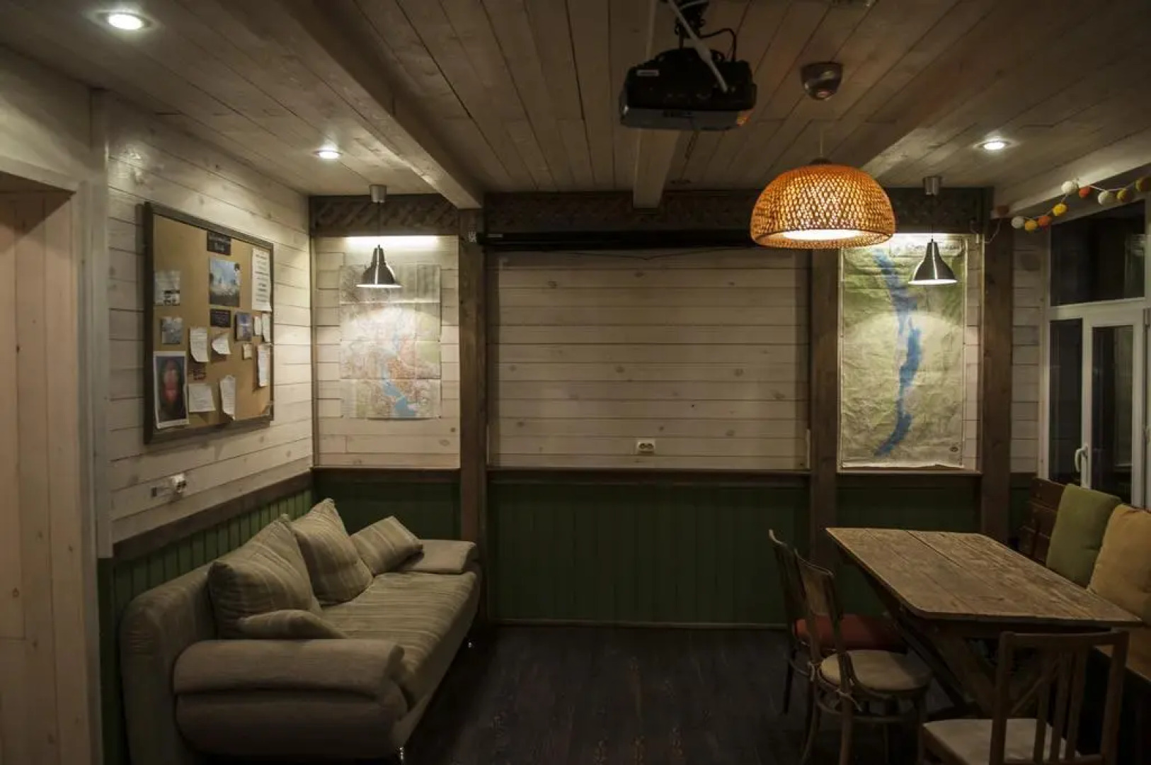 52°17' Travelcenter & Hostel