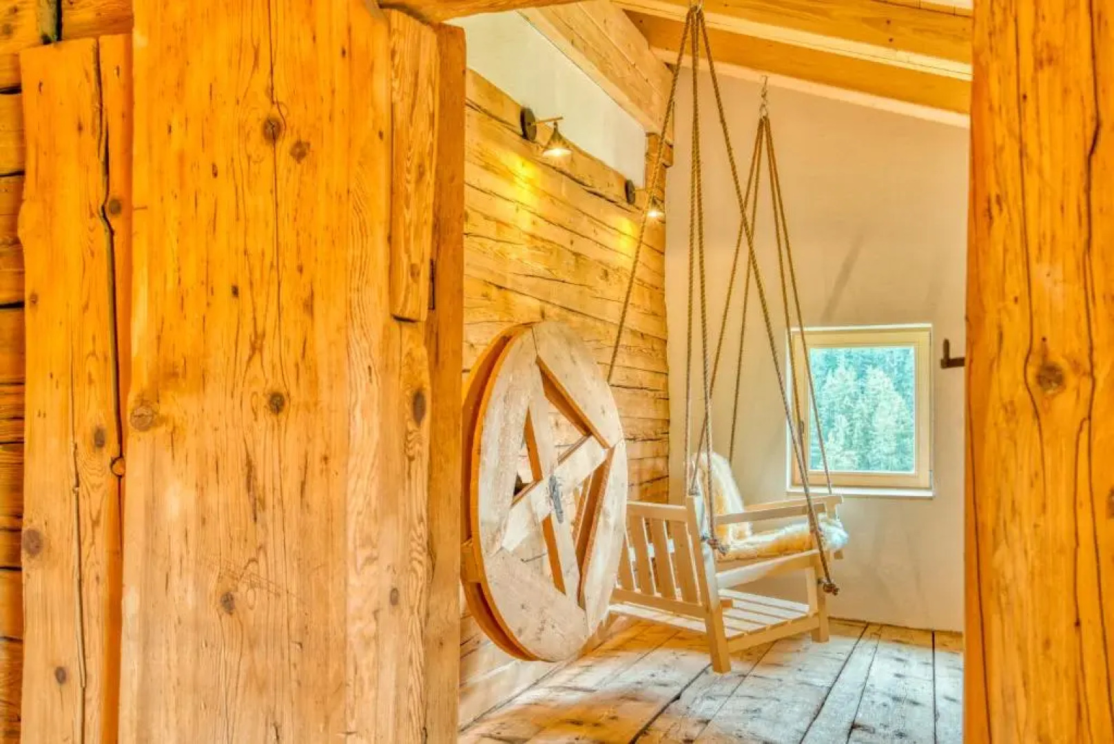 Jup - a luxury boutique chalet