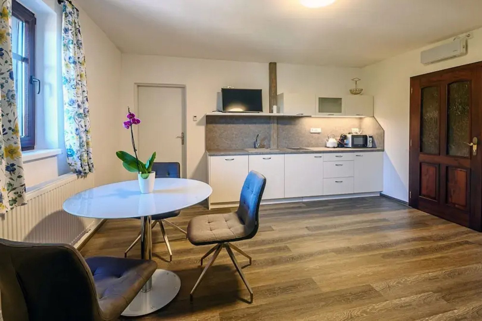 Villa Near Prkenny Dul With Sauna