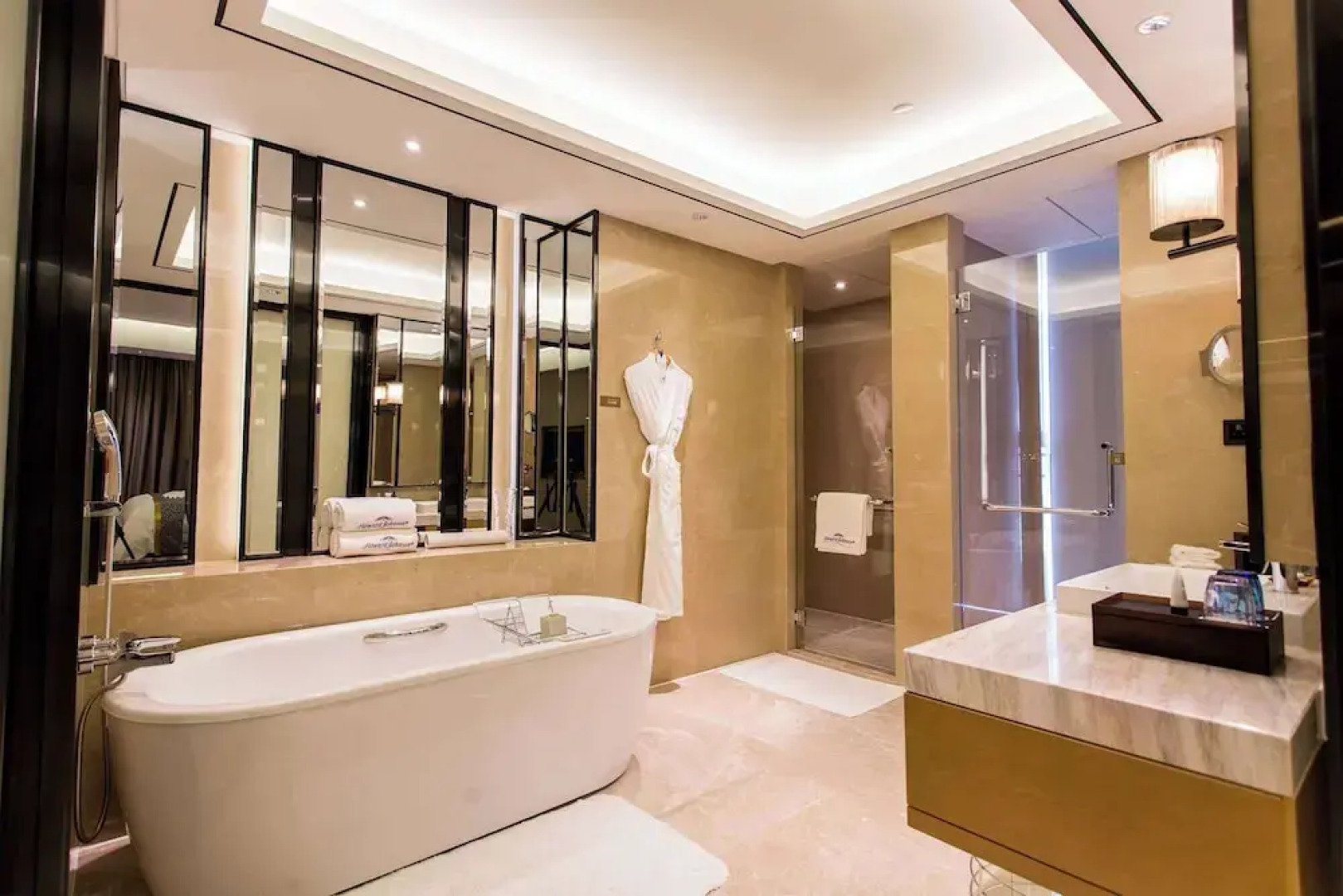 Horward Johoson Glory Plaza Chenghai