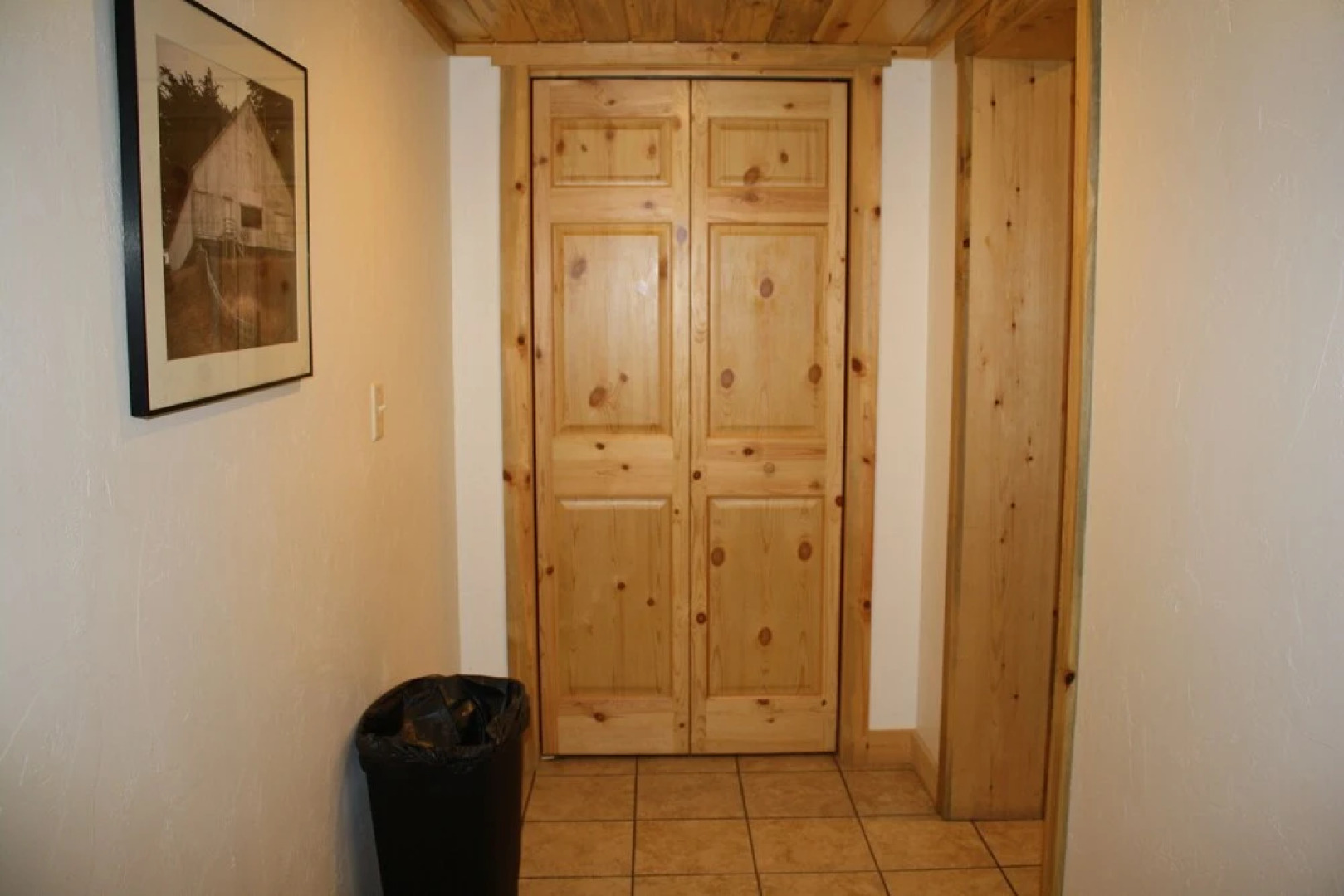 The Historic Wapiti Lodge