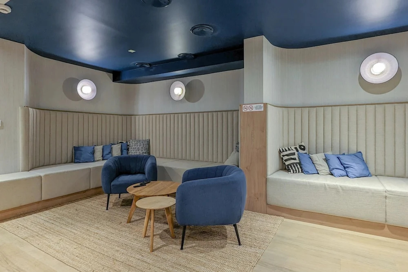 Two-bedroom Accepting Pets by Renters