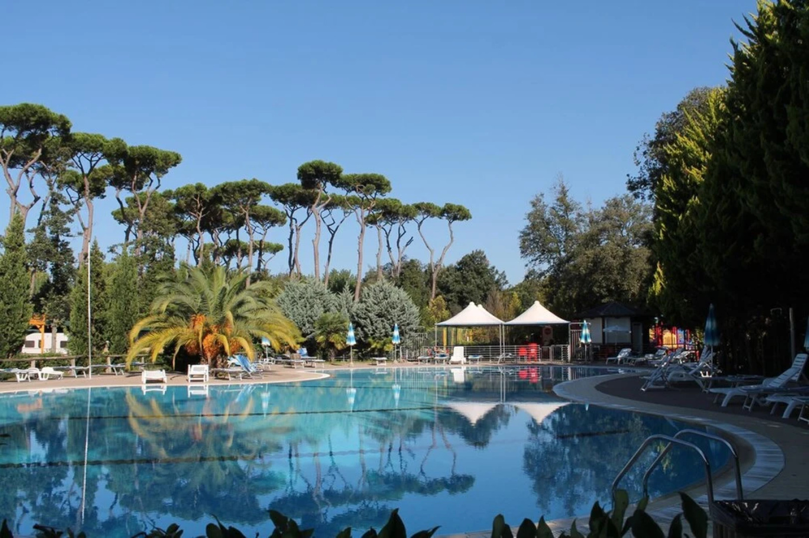 Comfort Mobilehome Camping in Viareggio 5pers R28