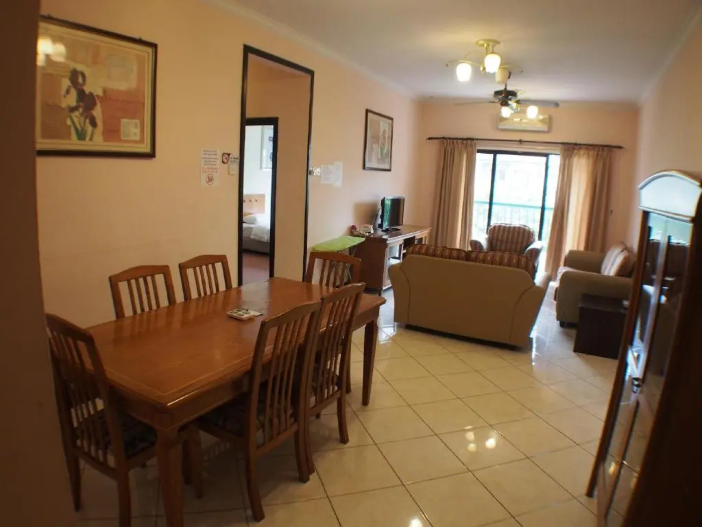KK Vacation Apartments @ Marina Court Resort Condominium