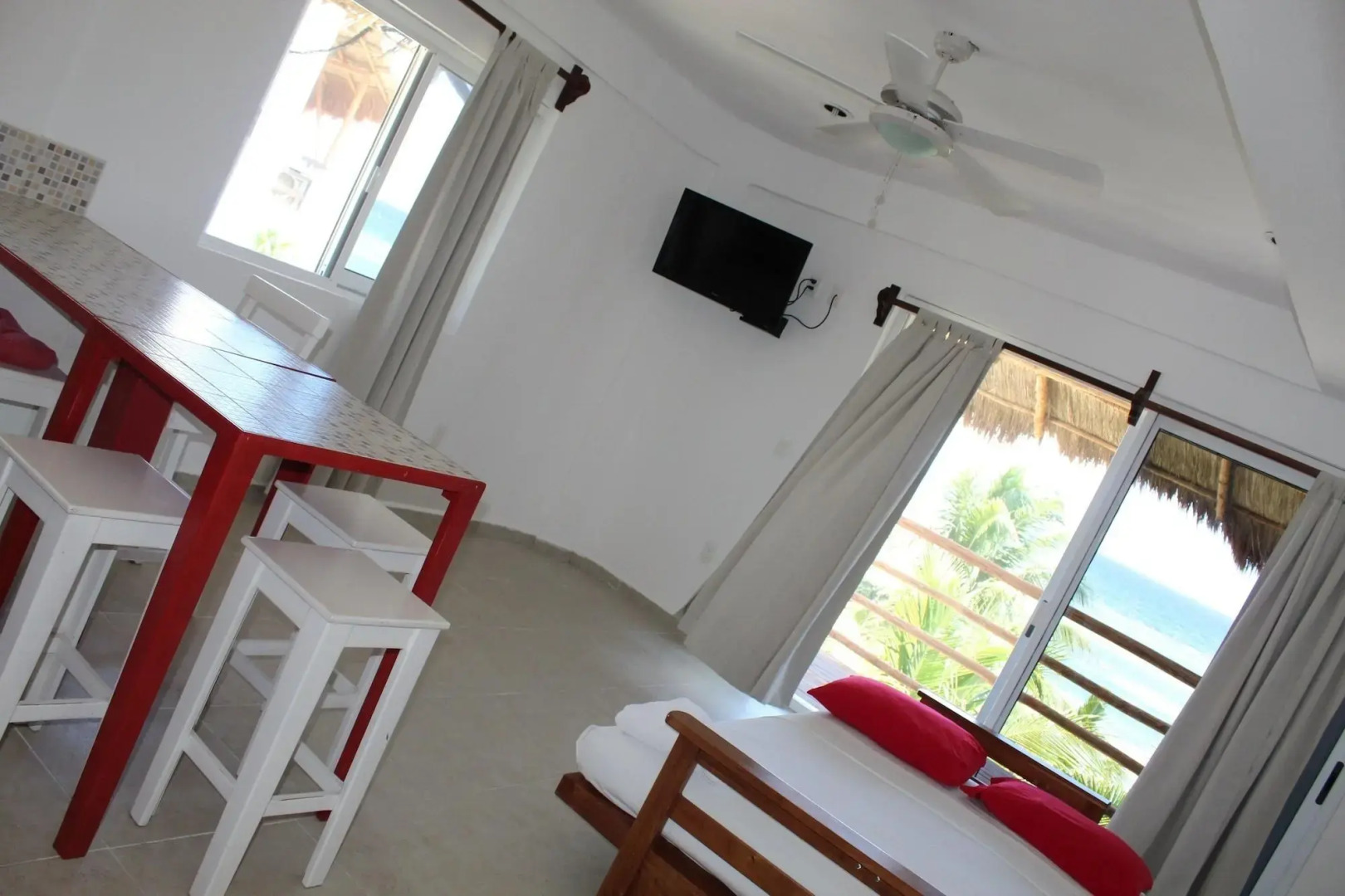 El Fuerte Beach Resort