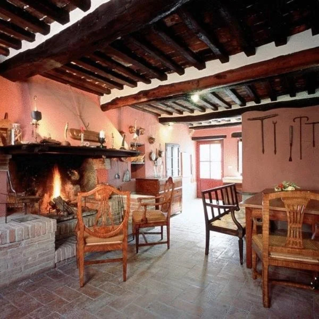 Castello Del Poggiarello Di Stigliano