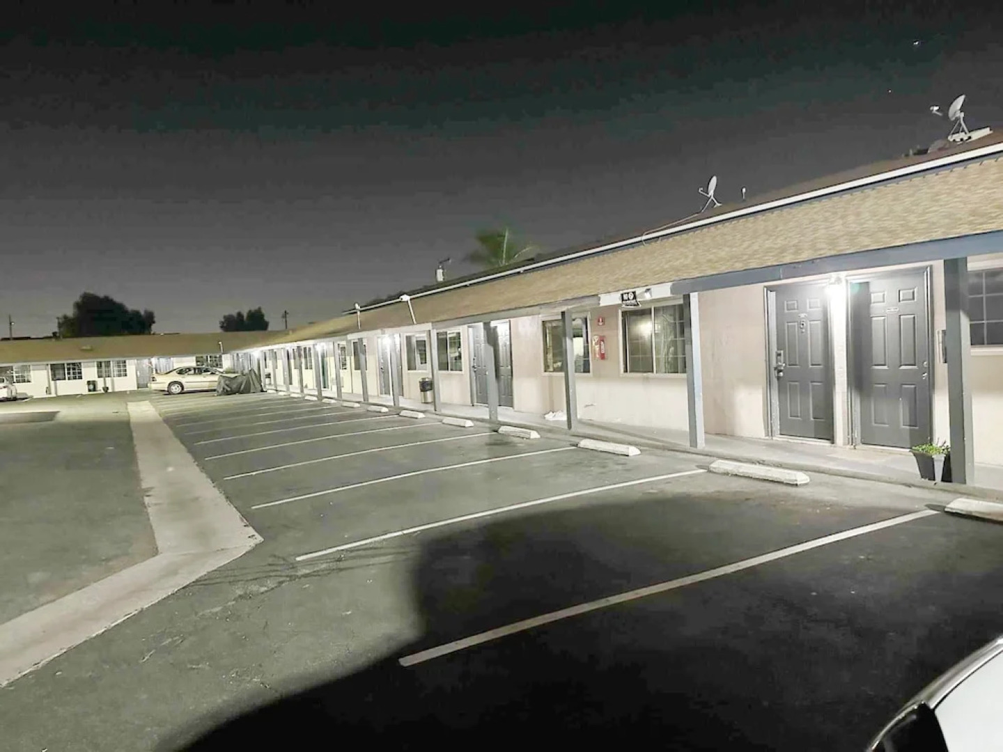 Westward Wagon Inn Theme Park Entrance