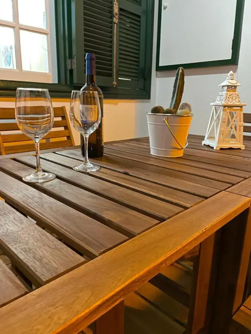 Primera línea en piscinas naturales.