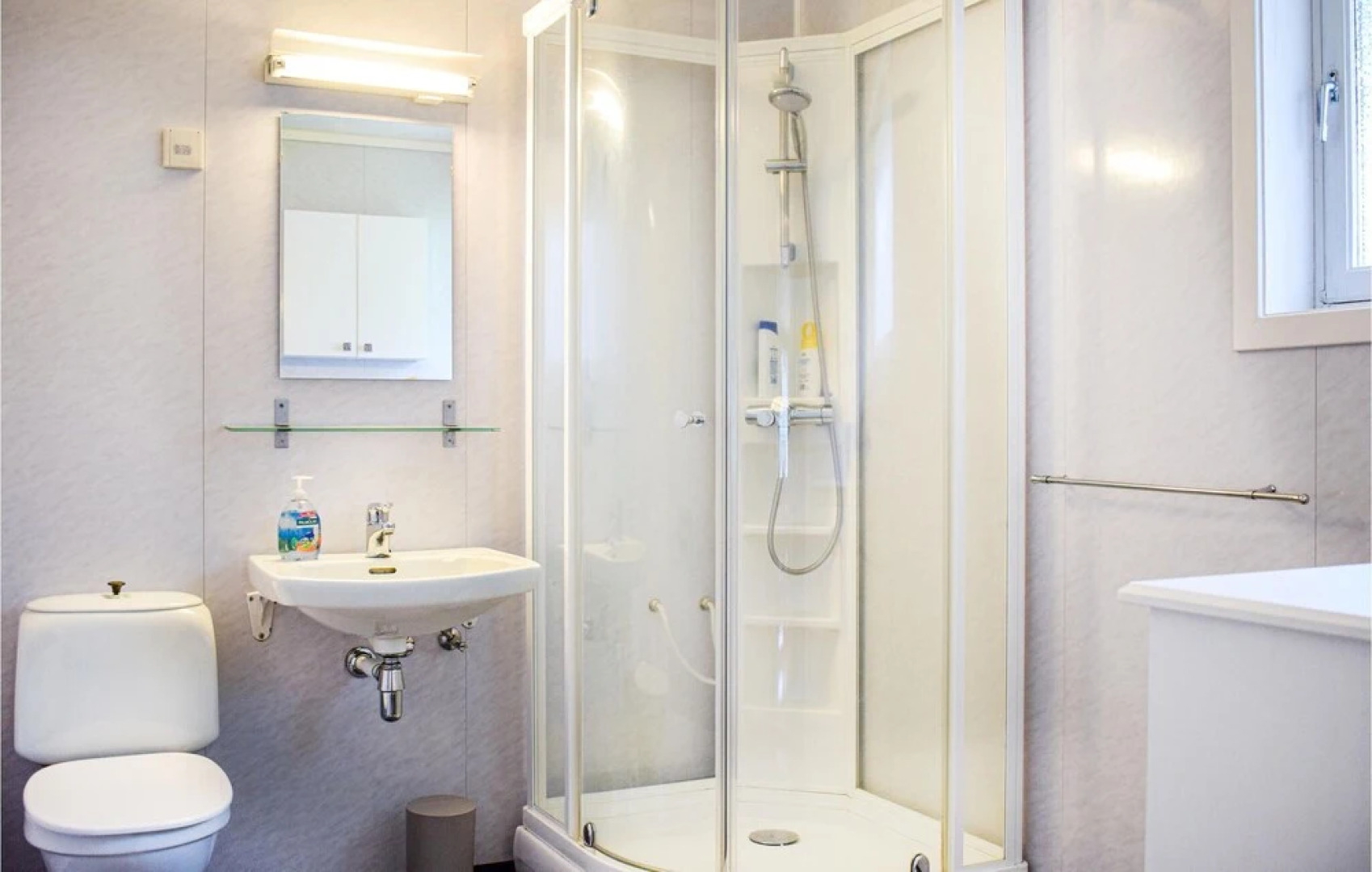 Beautiful Home in Ulvik With 4 Bedrooms and Wifi