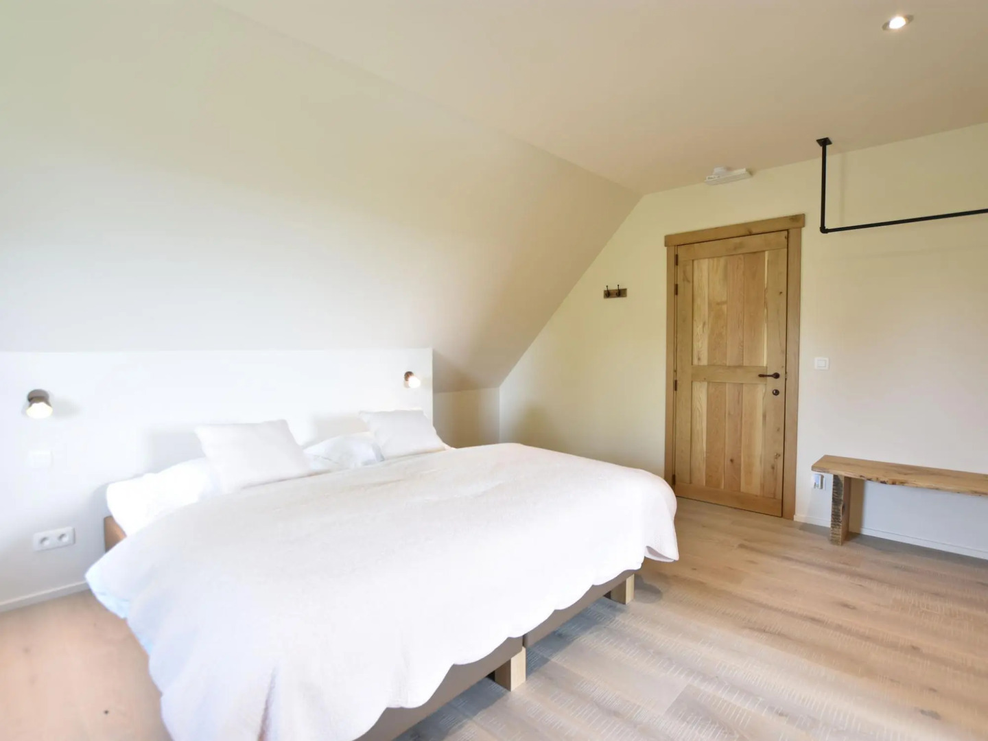 Beautiful Holiday Home With Terrace, Garden