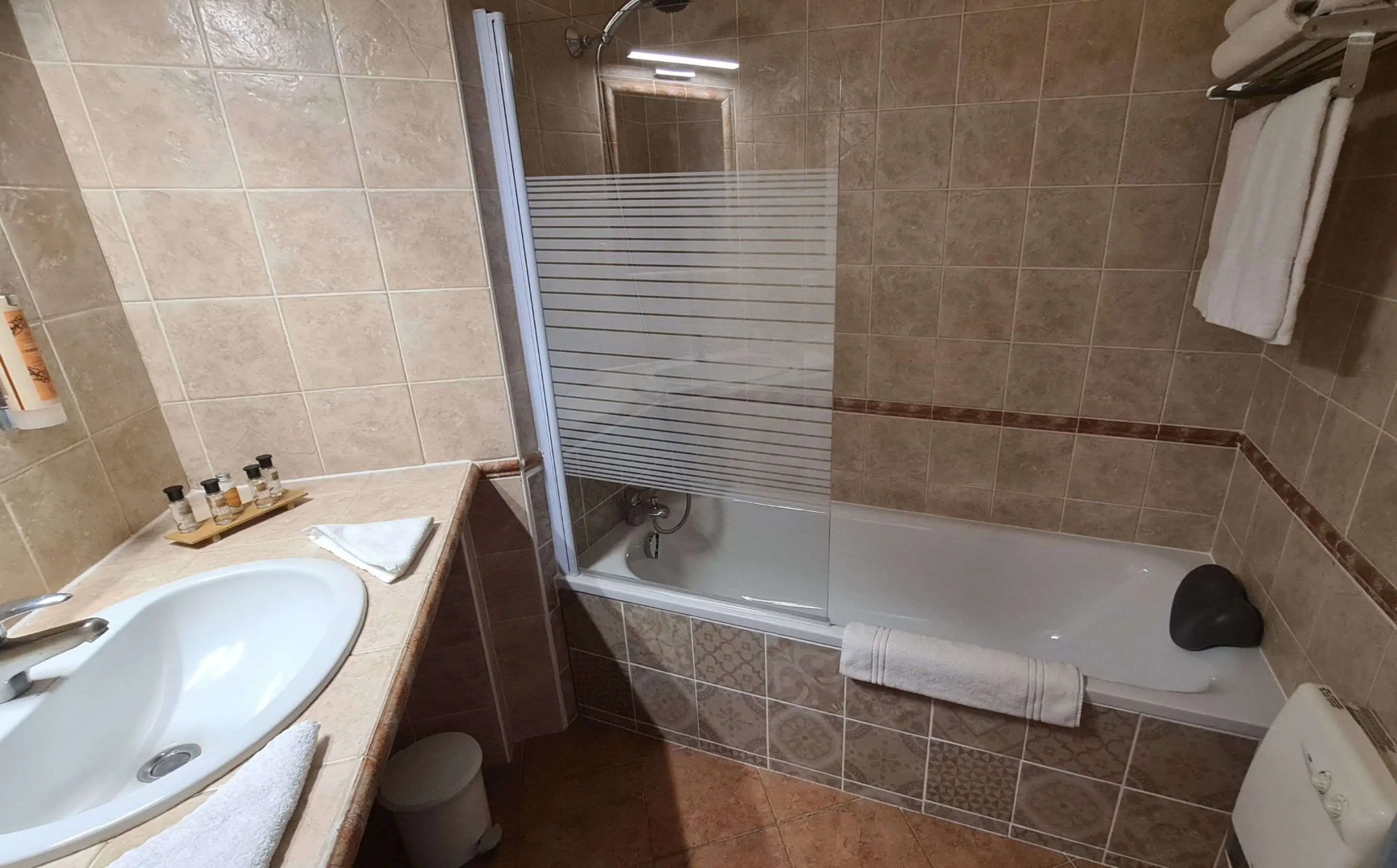 Logis Hotel La Bastide St Bach