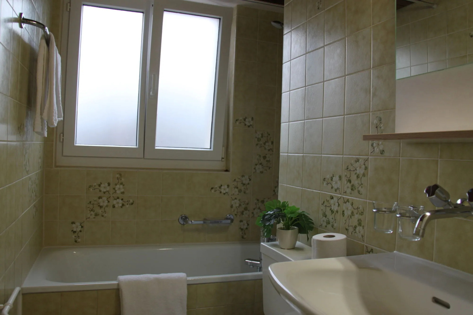 Easy - Living Budget Rooms