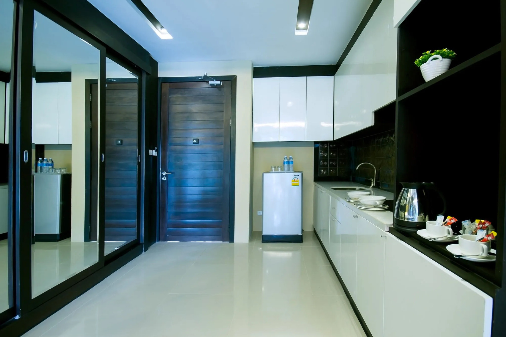 Hamilton Grand Residence