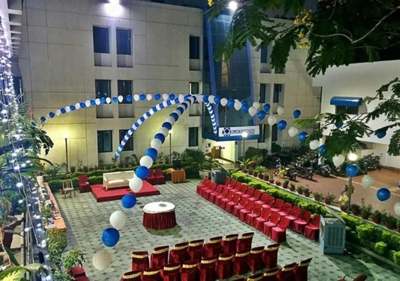 Blue Diamond The Hotel