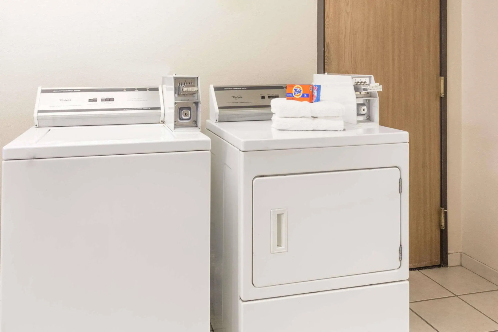 Super 8 By Wyndham Ft. Morgan