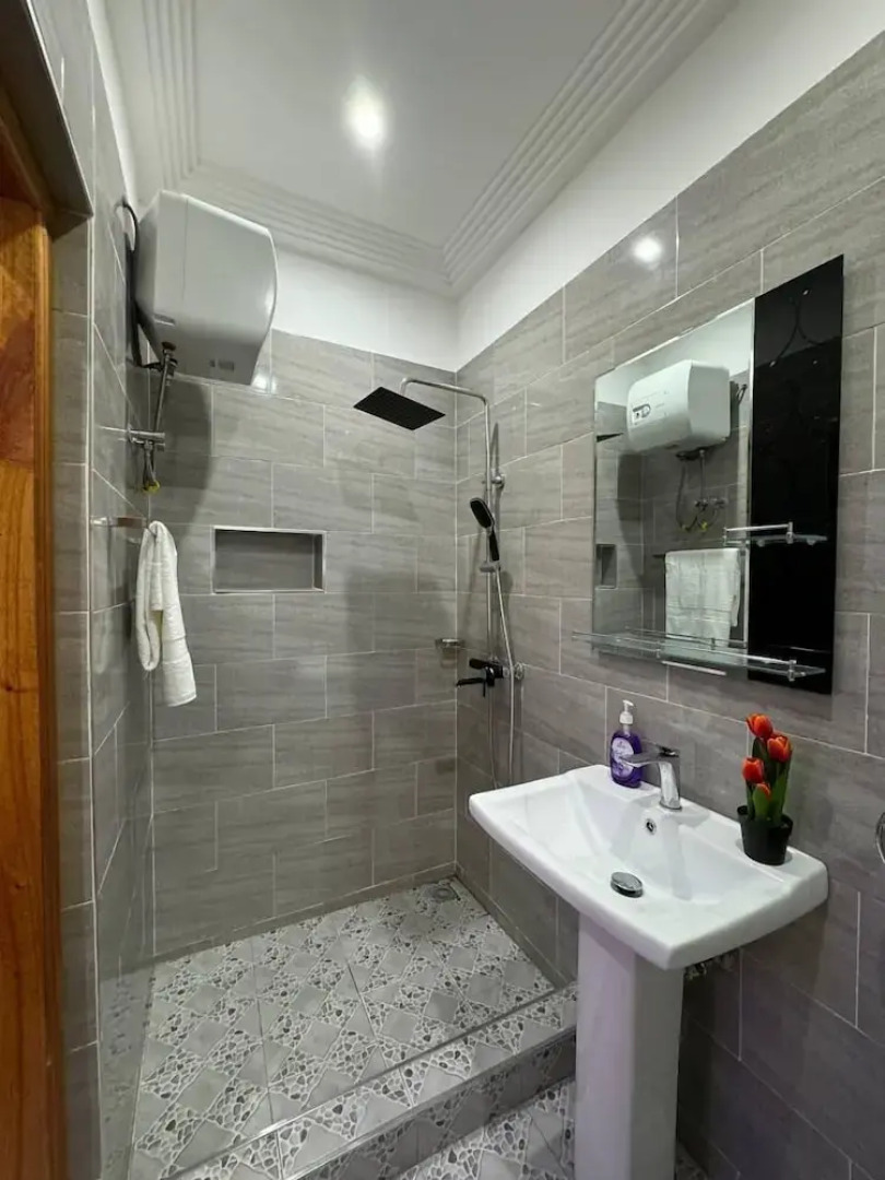 Chester Hill Residence