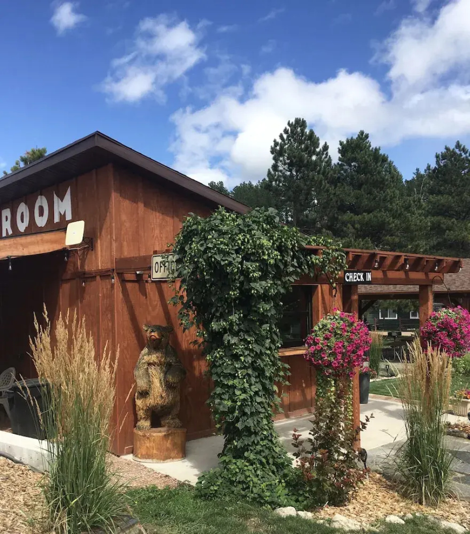 Black Elk Resort Cottages and RV Park