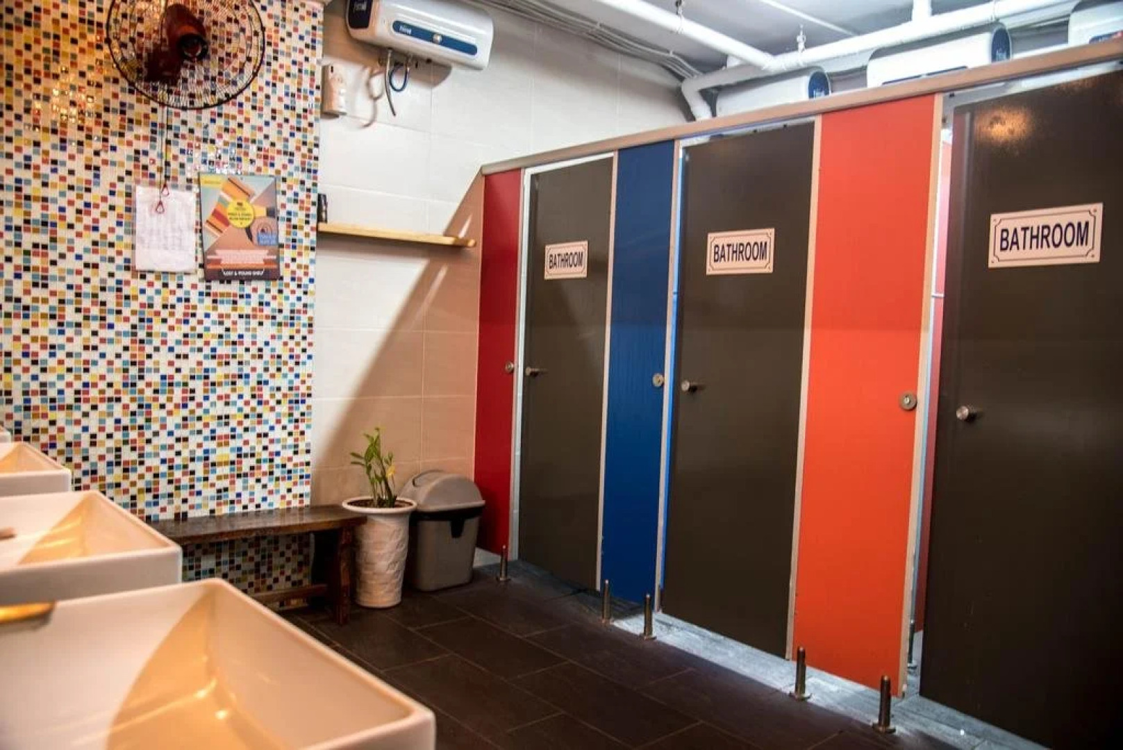 Vietnam Backpacker Hostels Downtown