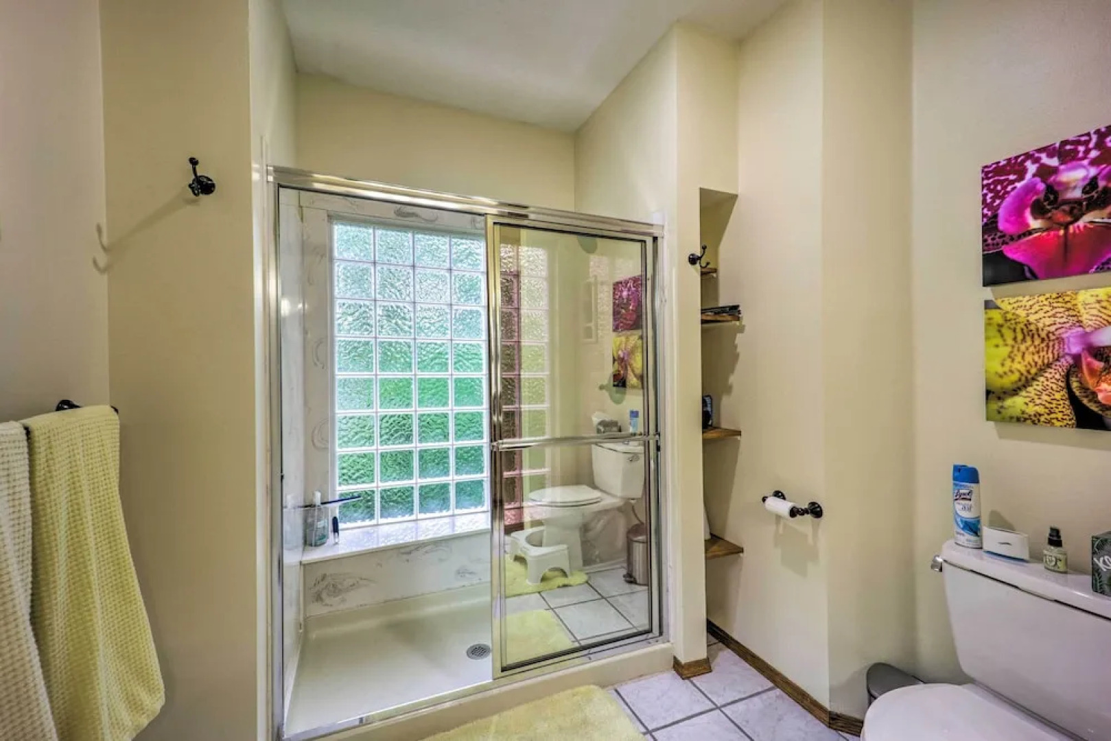 Waterfront Home on Beaver Lake w/ 2 Decks!