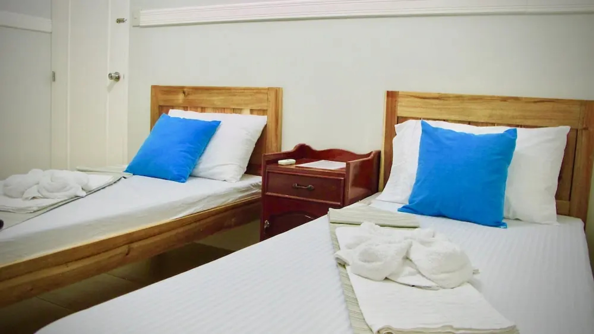 Romblon Fun Divers & Inn