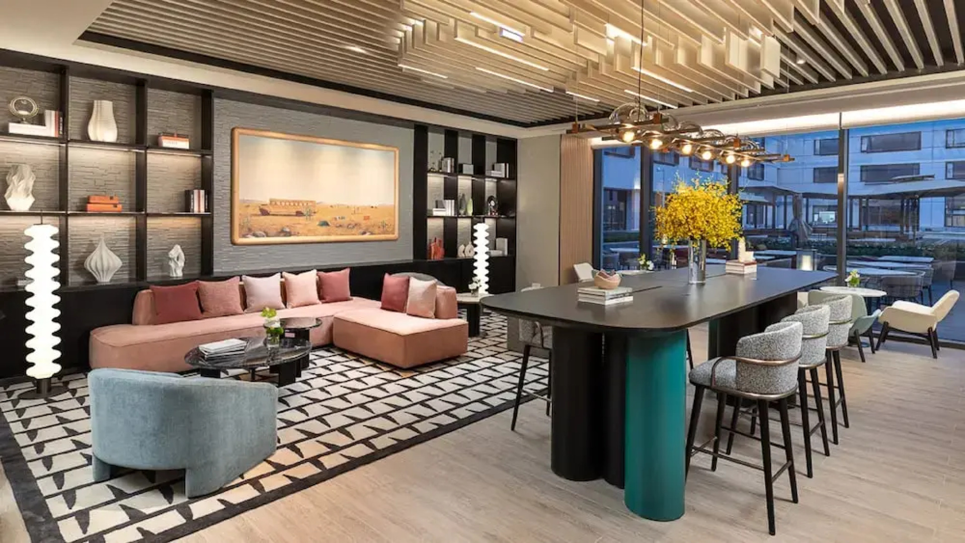 Holiday Inn Shanghai Pudong Airport by IHG